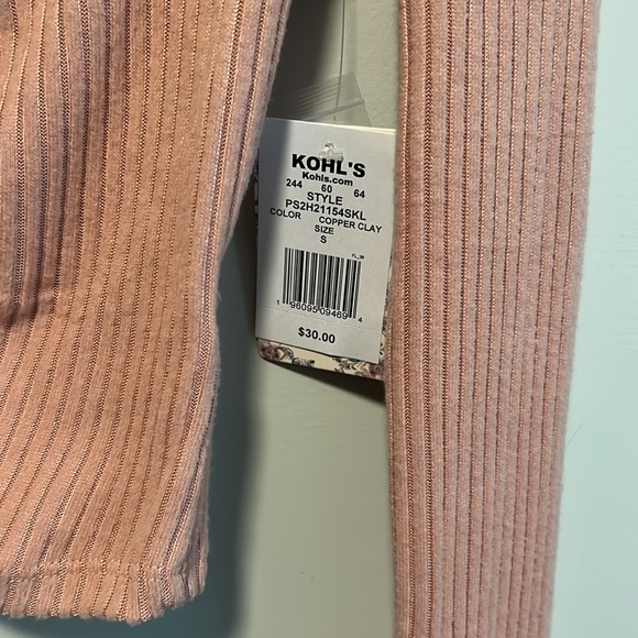 Soft fitted sweater - Picture 3 of 3